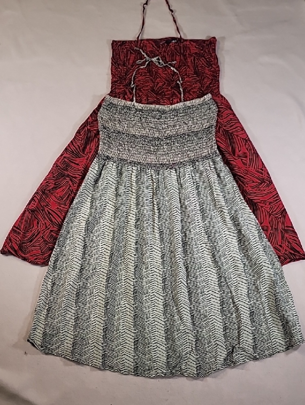 0916. EUC ~ 2 ~ Ellos ~ 14/16 ~ Elastic Smocked Bodice ~